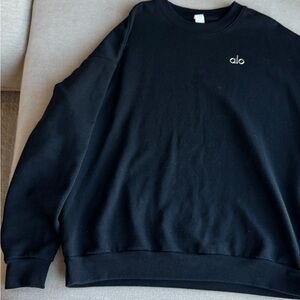 ALO Yoga Sweatshirt
